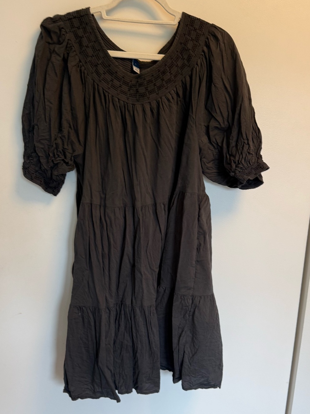 Old Navy Women's Puff Sleeve Boho Dress in Charcoal Gray